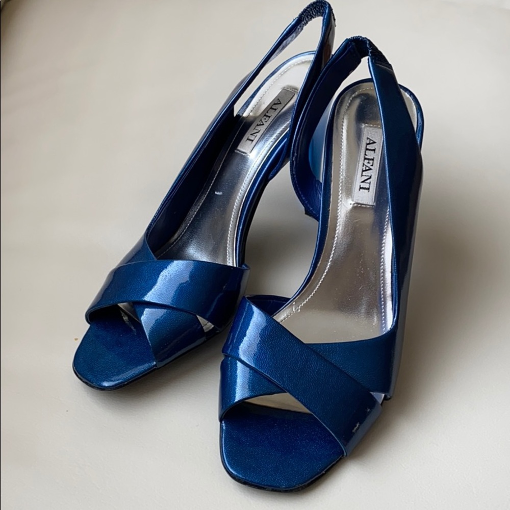 Like New Alfani Classy Leather Blue Heels, Size 7M